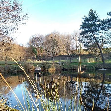Le Petit Lac Bourganeuf 外观 照片